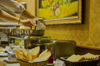 Emerald Hotel Hanoi
