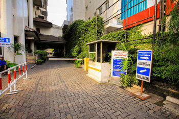 Grand Menteng Hotel