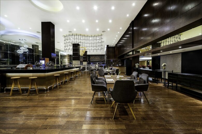 Swiss-belhotel Harbour Bay