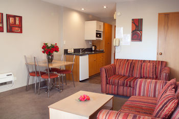 Strathern Motor Lodge