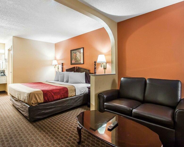 Hotel Econo Lodge Inn & Suites