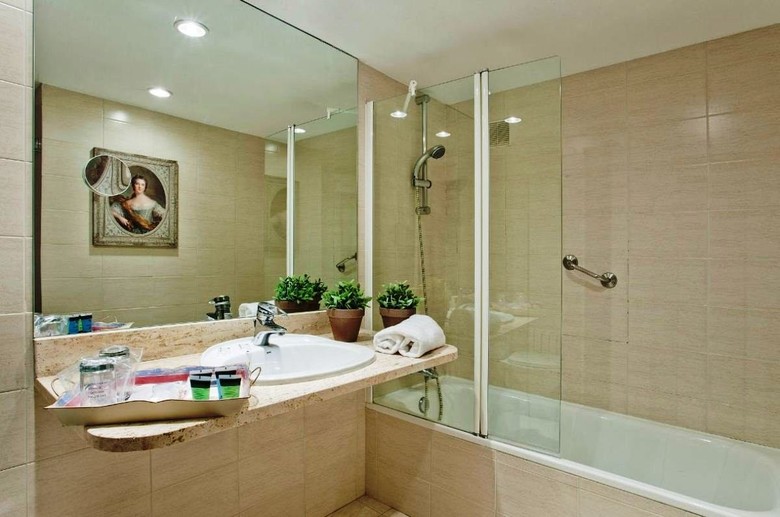 Pamplona El Toro Hotel & Spa