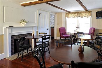 Hostal Old Sturbridge Inn And Reeder Family Lodges