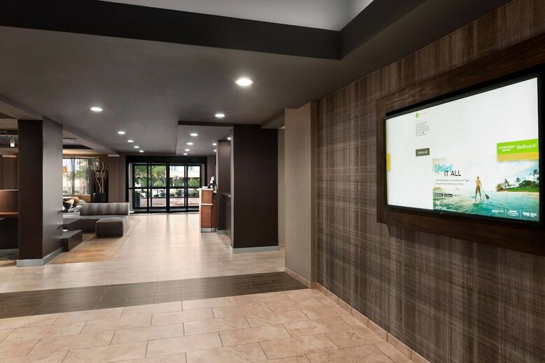 Hotel Courtyard By Marriott Tulsa Central