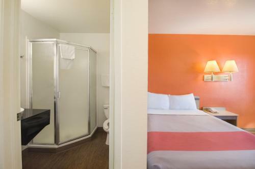 Motel 6 Pendleton