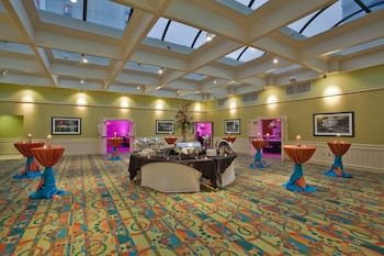 Hotel Holiday Inn & Suites Virginia Beach North Beach