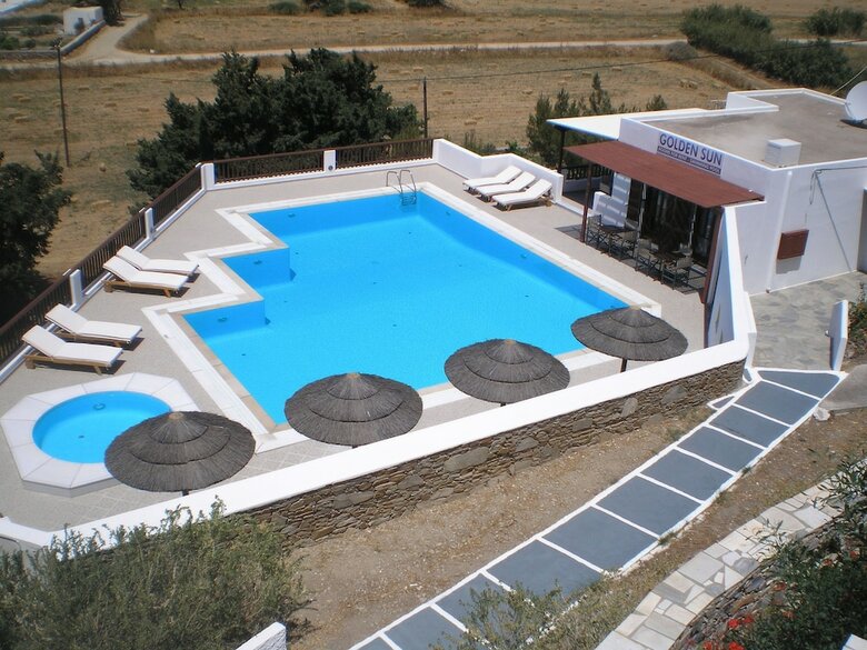 Golden Sun Hotel