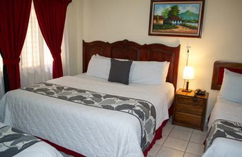 Hotel Berlor Airport Inn