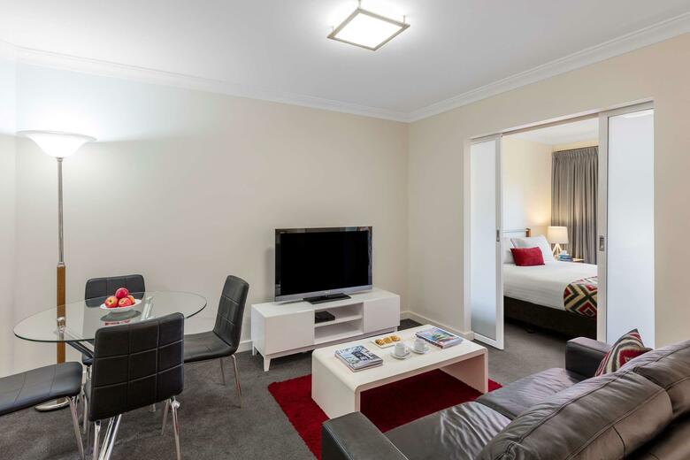 Mounts Bay Waters Apartment Hotel