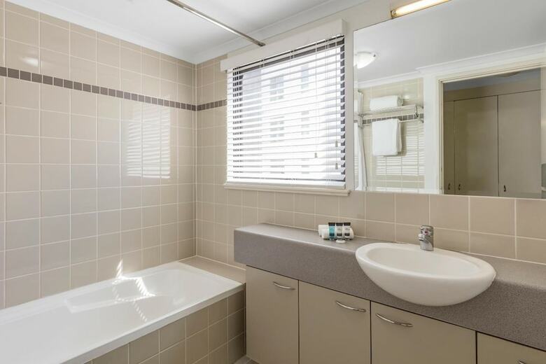 Mounts Bay Waters Apartment Hotel
