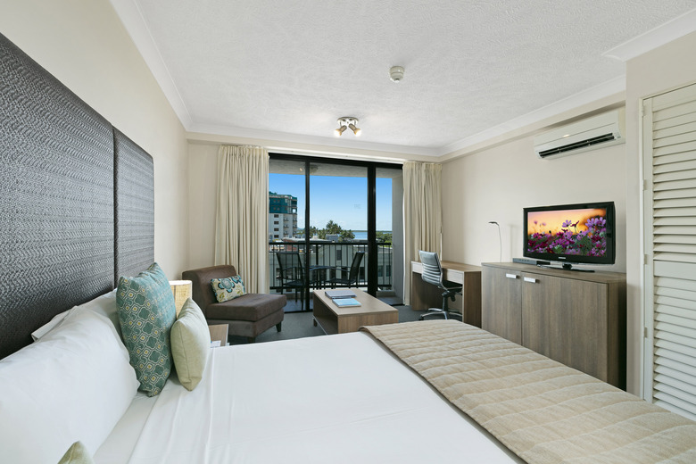 Hotel Mantra Esplanade