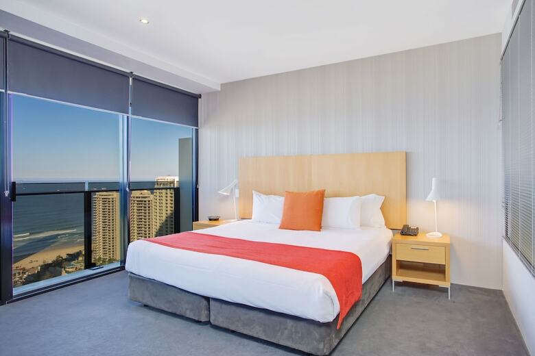 Hotel Mantra Circle On Cavill