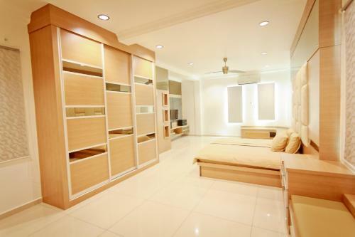 Hotel Lsh Rest House