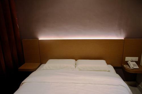 Harbour Hotel