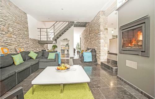 Holiday Home Les Brumes 04