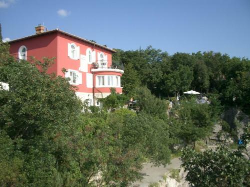 Apartments Villa Dora