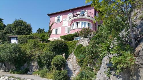 Apartments Villa Dora