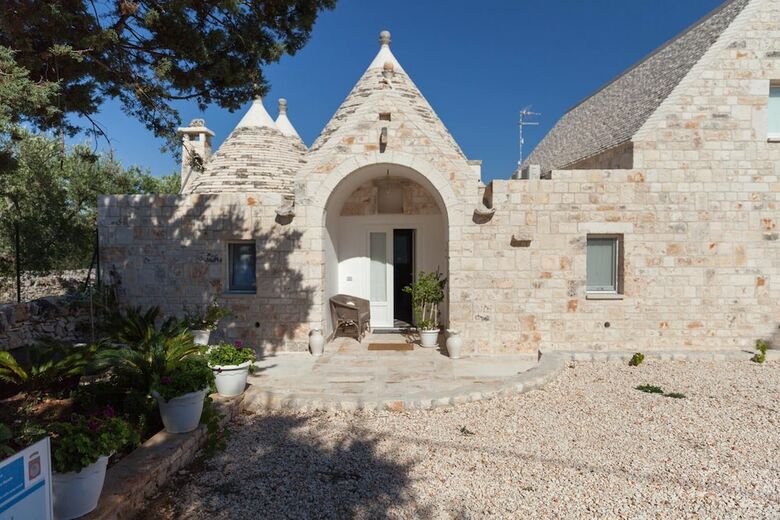 Hostal Marinella Suite Home