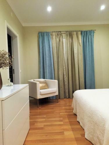 P�r-do-sol Villa