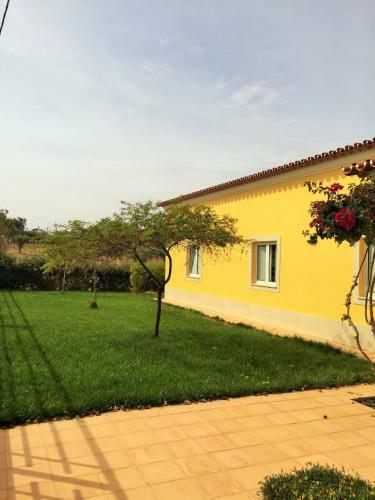 P�r-do-sol Villa