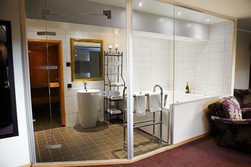 Best Western Plus Priceless Hotel
