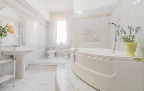 Holiday Home Villa Elisa 09
