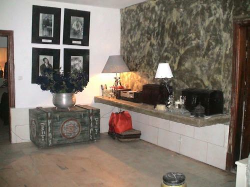 Hostal La Villa Des F�es