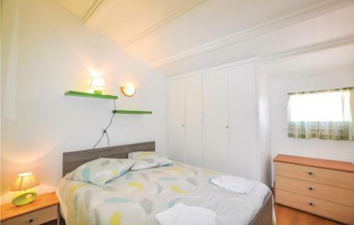 Holiday Home Saint Cyprien Plage 01