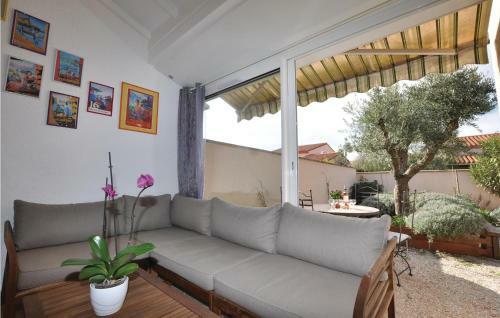 Holiday Home Saint Cyprien Plage 01