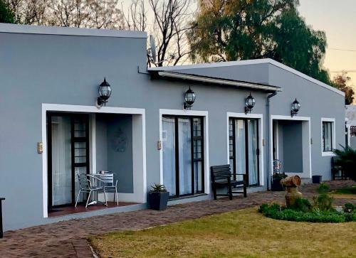 Hostal Desert Inn
