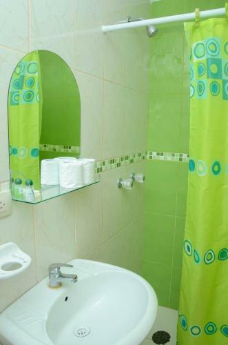 Albergue Hostal Costa Azul
