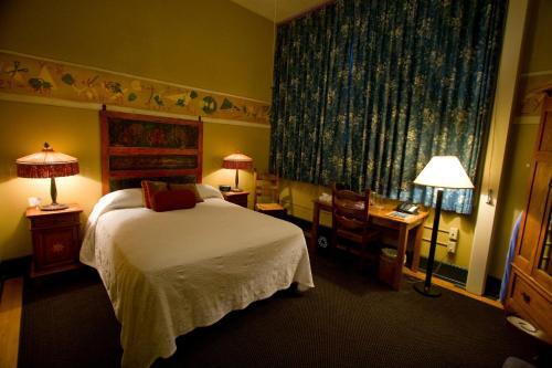 Hotel Mcmenamins Kennedy School