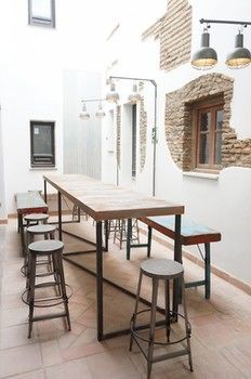 Lemonrock Hostel