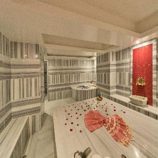 Great Fortune Hotel & Spa