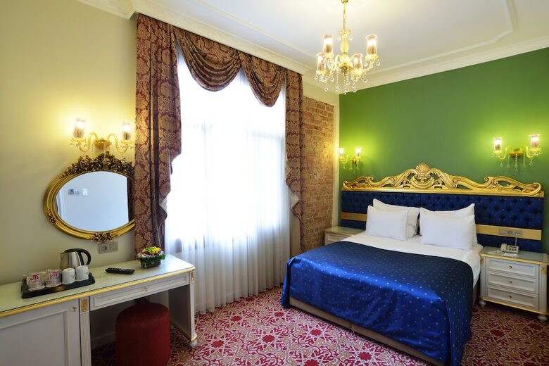By Murat Crown Hotel - Boutique Class