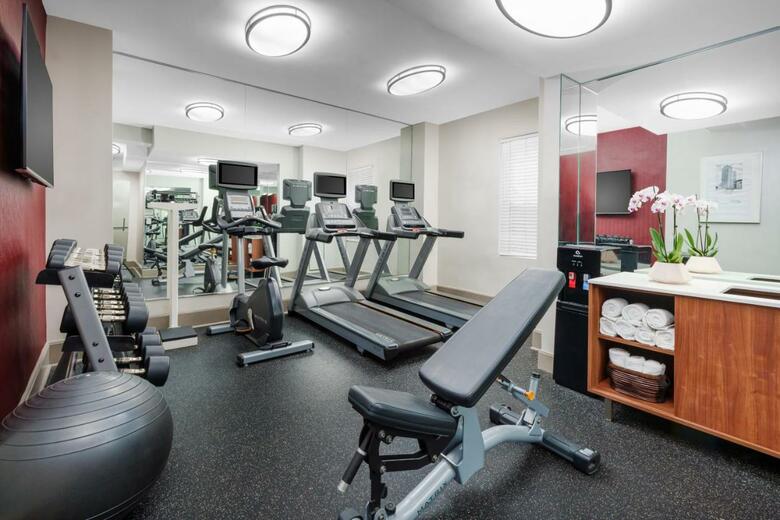 Cass Hotel - A Holiday Inn Express