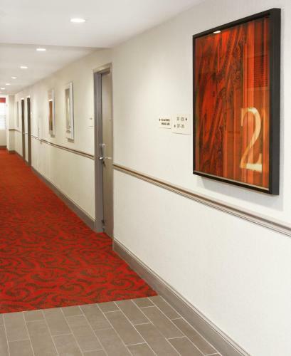 Cass Hotel - A Holiday Inn Express