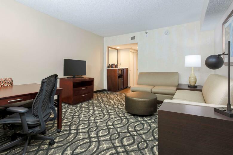 Hotel Embassy Suites Dallas - Love Field