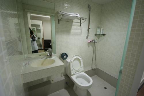 Hostal S3 Hotel (s3 Guest House)