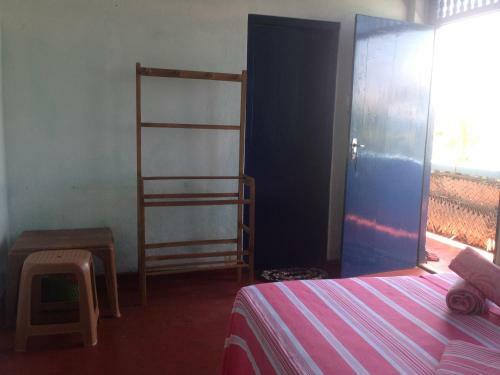 Hostal Sayuri Beach Hotel