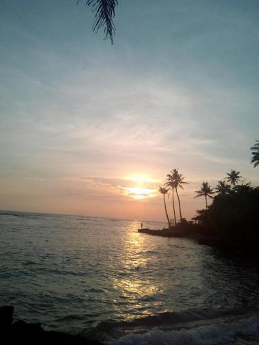 Hostal Sayuri Beach Hotel