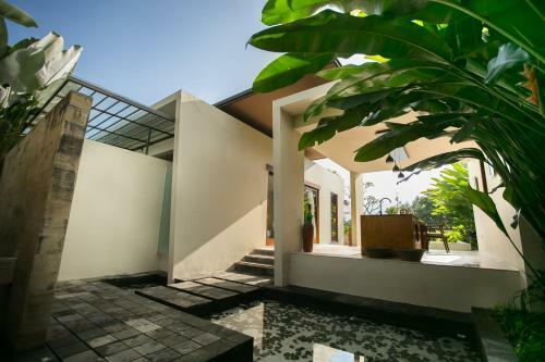 Senetan Villas And Spa Resort