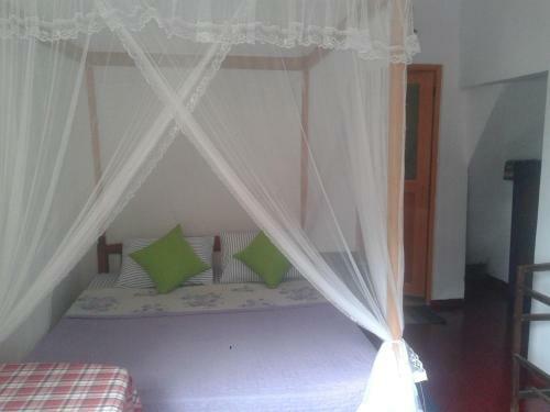 Hostal Sun Ocean Inn Mirissa