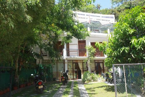 Hotel Mirissa Beach Inn