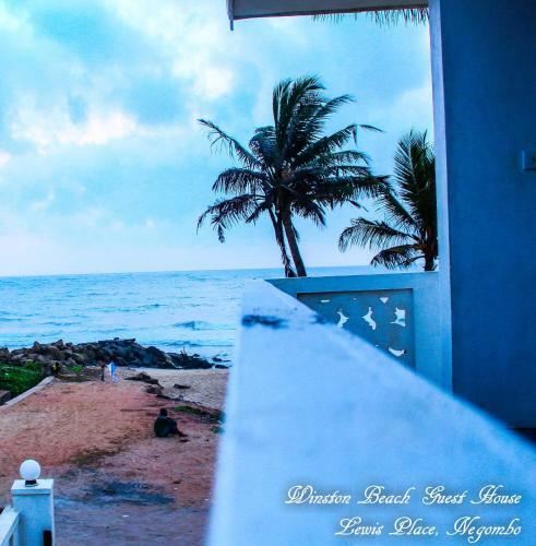 Hostal Winston Beach Guest House