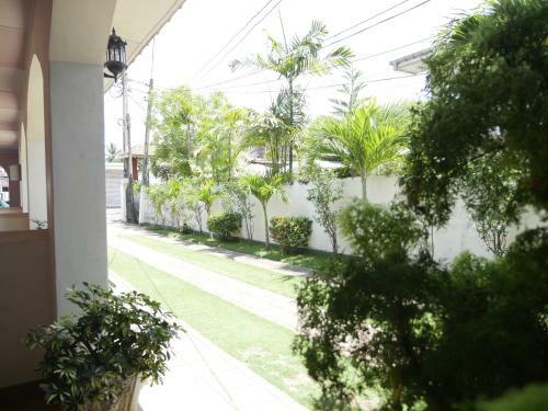 Hostal Ocean View Tourist Guest House