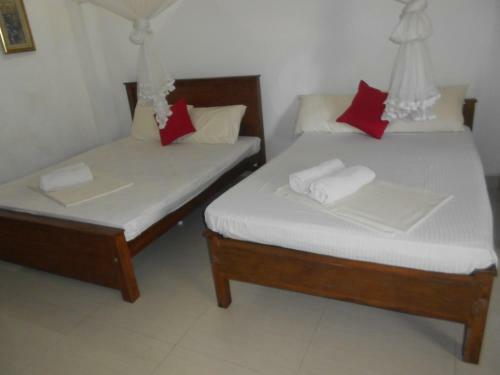 Hostal Shanith Guesthouse