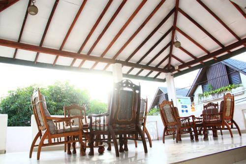 Hostal Shanith Guesthouse