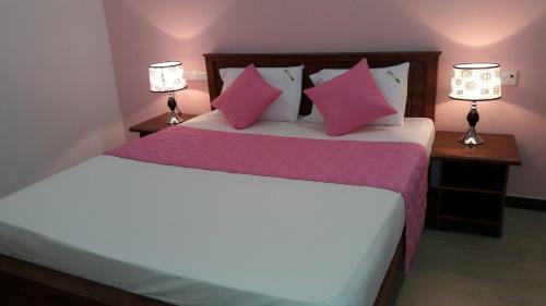 Hostal New Rani Inn