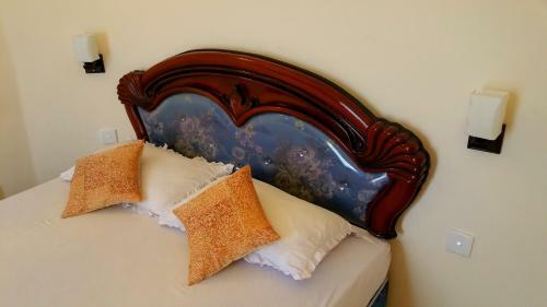 Hostal Holiday Fashion Inn
